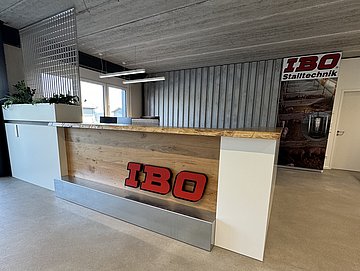 Der Eingangsbereich von IBO Stalltechnik