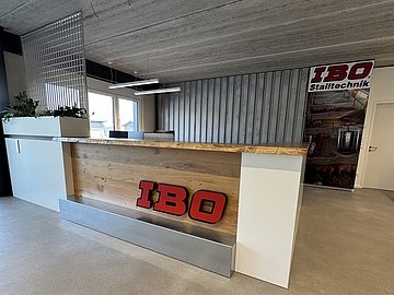 Der Eingangsbereich von IBO Stalltechnik