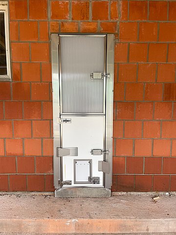Eine Stalltür der IBO Stalltechnik.